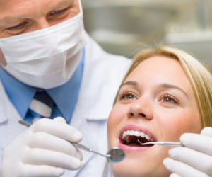 Zahnarzt Ulm: Asthetische Zahheilkunde und Implantologie